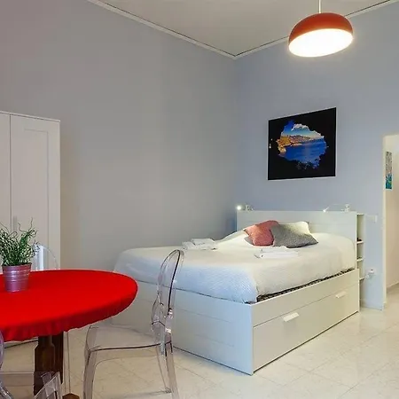 - Rampe S.antonio Ii Bh 93 Apartment Naples